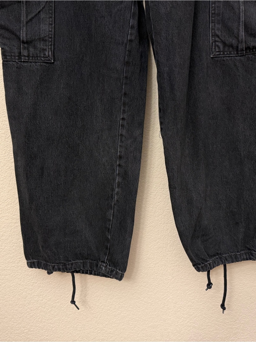 Levi's Black Cargo Wide-Leg Jeans 94 Baggy - Picture 5 of 15
